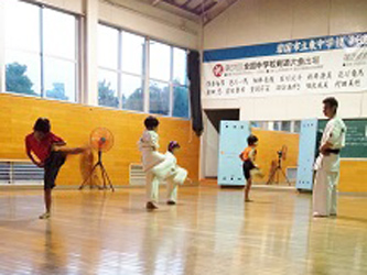 子供達空手を習わすことになりました。